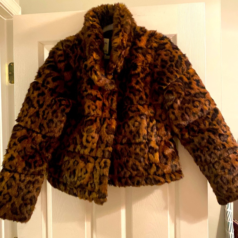 Abercrombie & Fitch faux fur puffer jacket size medium